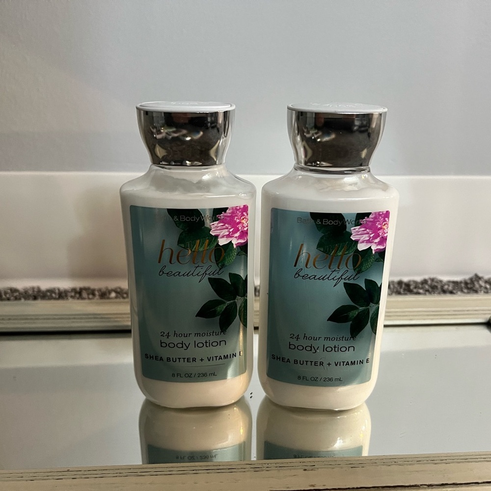 NWT 2- Bath and body works full size body lotion - hello beautiful set